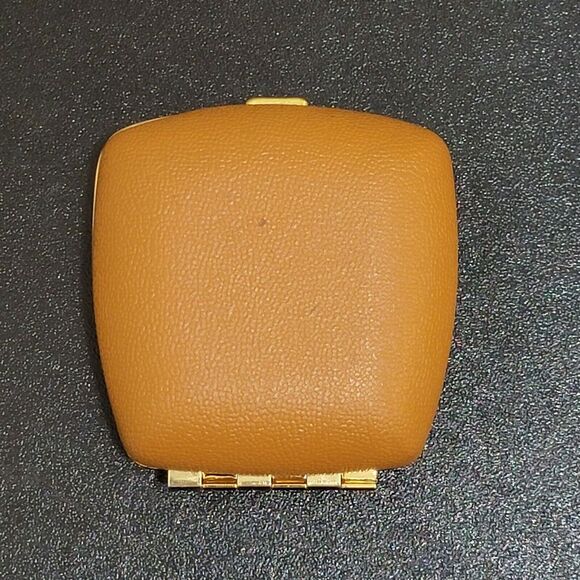 Vintage Linden Tan Clam Shell Leather Case Wind Up Travel Alarm Clock MCM Japan - Picture 12 of 12